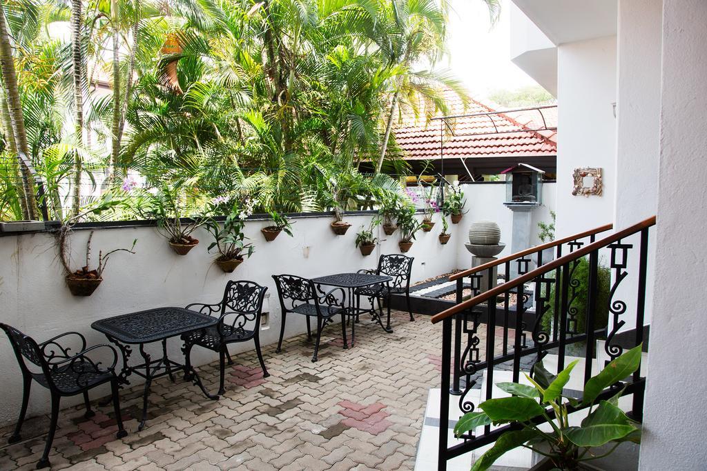Suriya Arana Bed and Breakfast Negombo Buitenkant foto